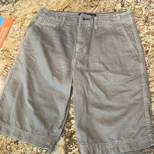 American Eagle Mens Longer Length Chino Gray Shorts 11” Inseam Size 30